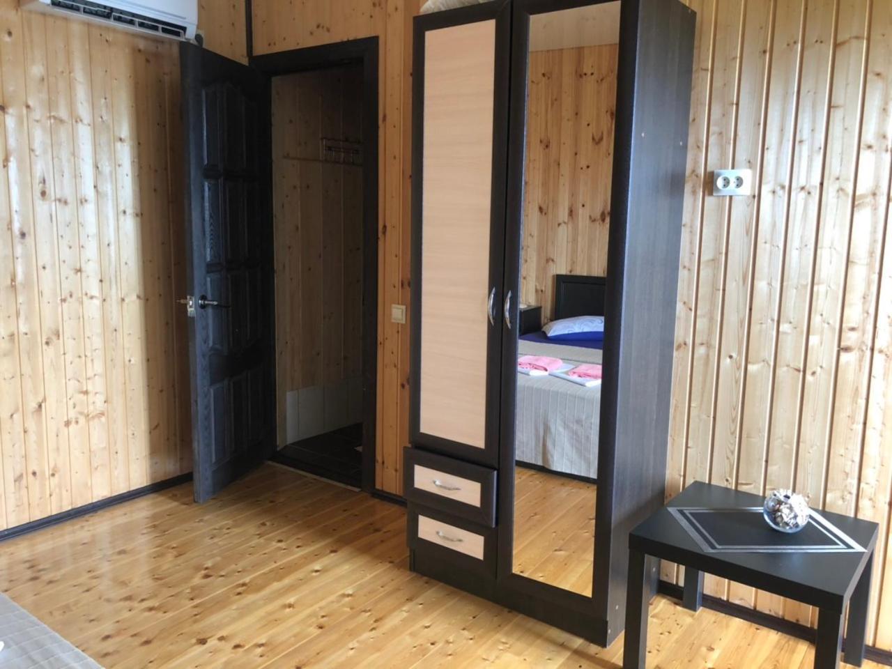 Black-House Pizunda Ngoại thất bức ảnh